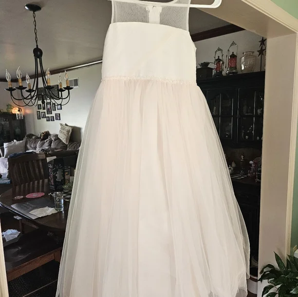 Girls Flower Girl Dress by Azazie Size 8 - Picture 2 of 10